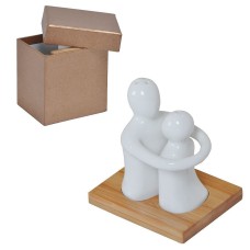 Солонка и перечница "Объятия" в упаковке, 9х8х9,5см, фарфор, бамбук Солонка и перечница "Объятия" в упаковке, 9х8х9,5см, фарфор, бамбук